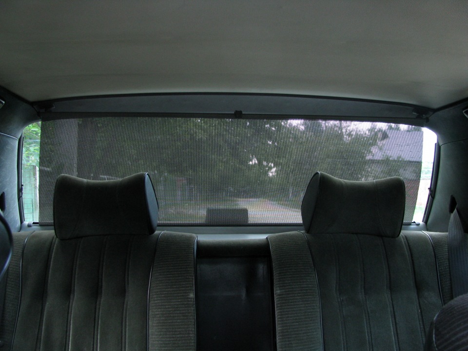 Задняя шторка ваз. Задняя шторка на ВАЗ 2107. Шторка заднего ряда ВАЗ 2114. Электро шторка заднего стекла для ГАЗ 31105. Шторки задние Нива Шевроле комплект.