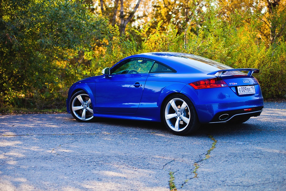 Audi TT RS 2011