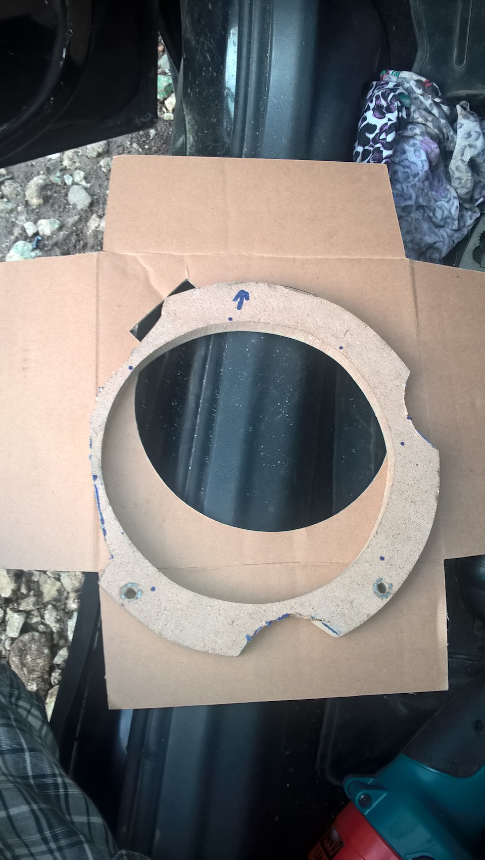 16-е, 2-х компонентные колонки в двери приоры. — DRIVE2