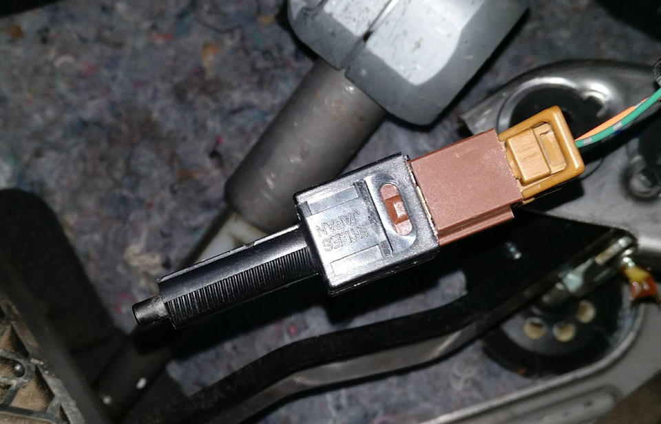 Загорелся ESP — Nissan Juke (1G), 1,6 л, 2012 года | своими руками | DRIVE2