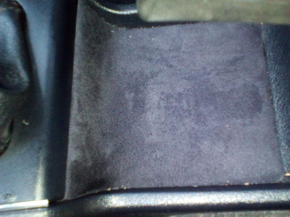 Доработка бардачка и отсека под ручником. Алькантара. — Peugeot 405, 1 ...