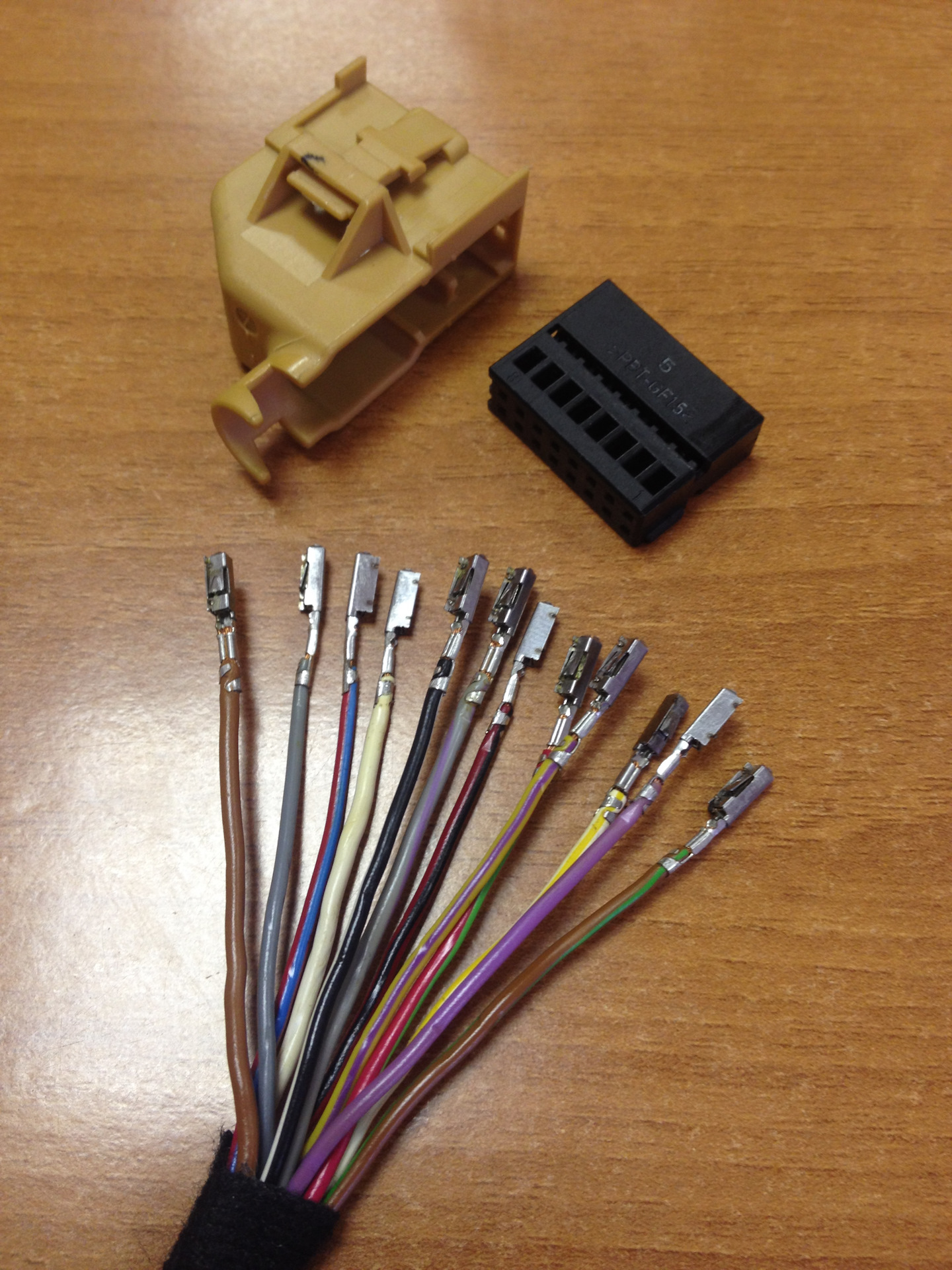 Штекер пины. Разъем фар ВАЗ 6 Pin. 6q0972706 пины в разъем. Разъем Nakamichi 4285. Пины магнитофона Delta.