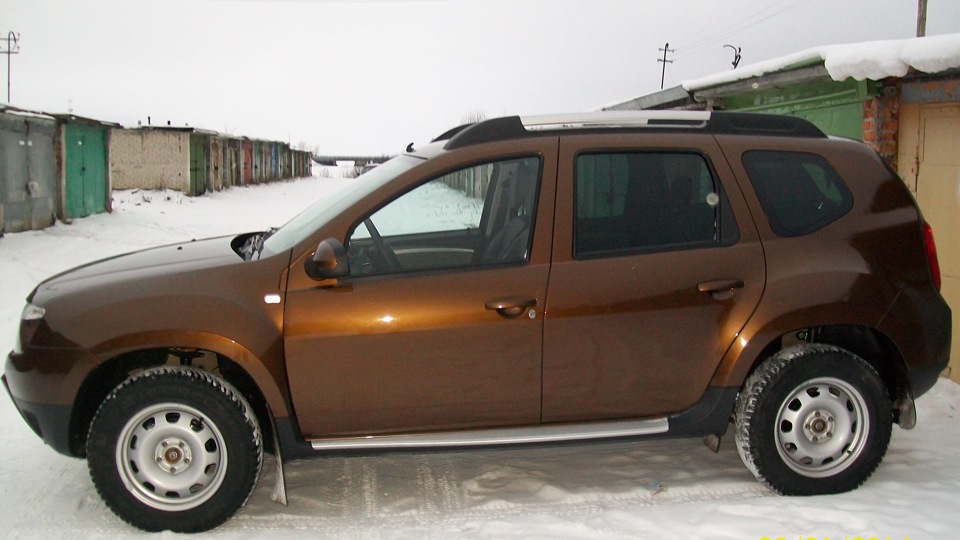 уплотнитель под капот — Renault Duster (1G), 2 л, 2013 года ...