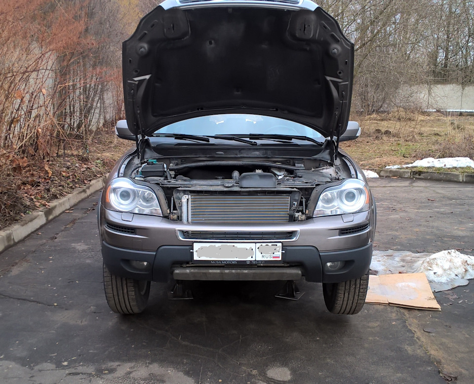 Замена жидкости ГУР — Volvo XC90 (1G), 2,5 л, 2011 года | своими руками ...