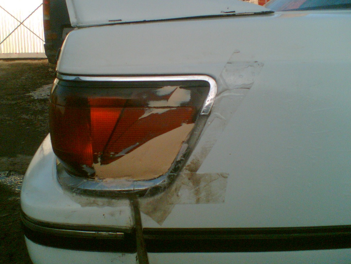 stop glass repair - Toyota Carina ED 18 L 1987