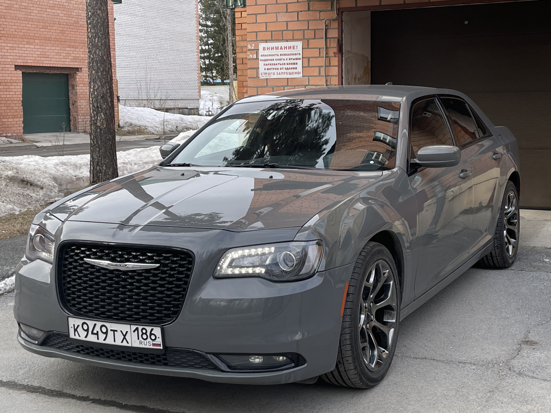 Chrysler 300c камуфляж