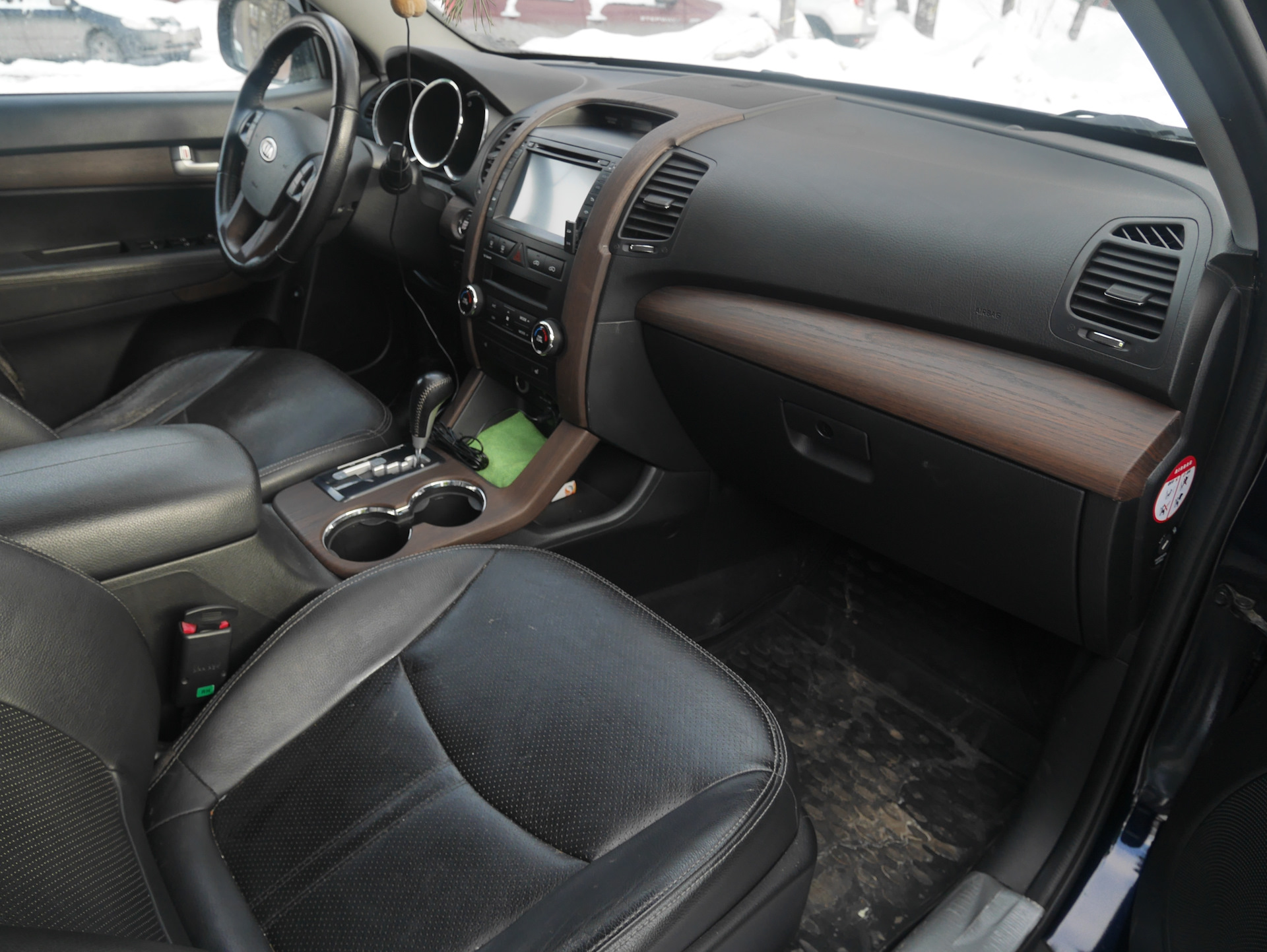 Kia Sorento 2009 Interior