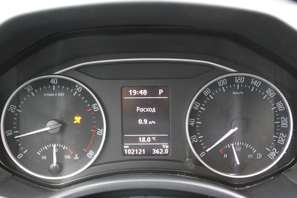 Горит неисправность подушки безопасности шкода октавия а5