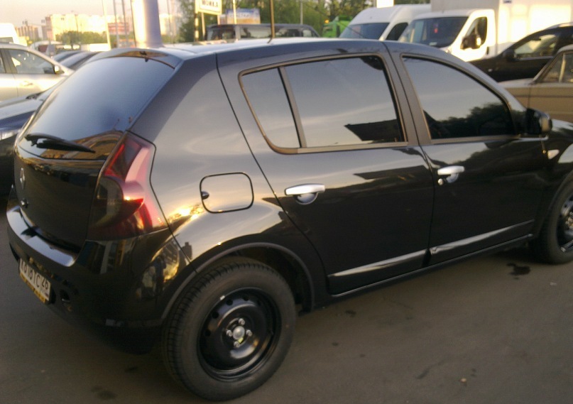 Sandero Stepway 2 на штампах