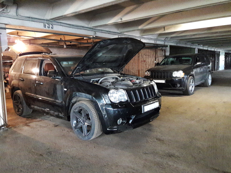 Фото в бортжурнале Jeep Grand Cherokee SRT-8 (WK)