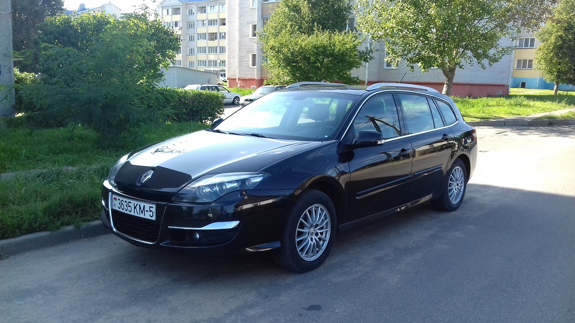 Лагуна 3 1.5 дизель. Renault Laguna 3 темно синий. Рено Лагуна 3 1.5 дизель. Renault Laguna 3 тёмно-синяя. Renault Laguna III 1.5DCI.