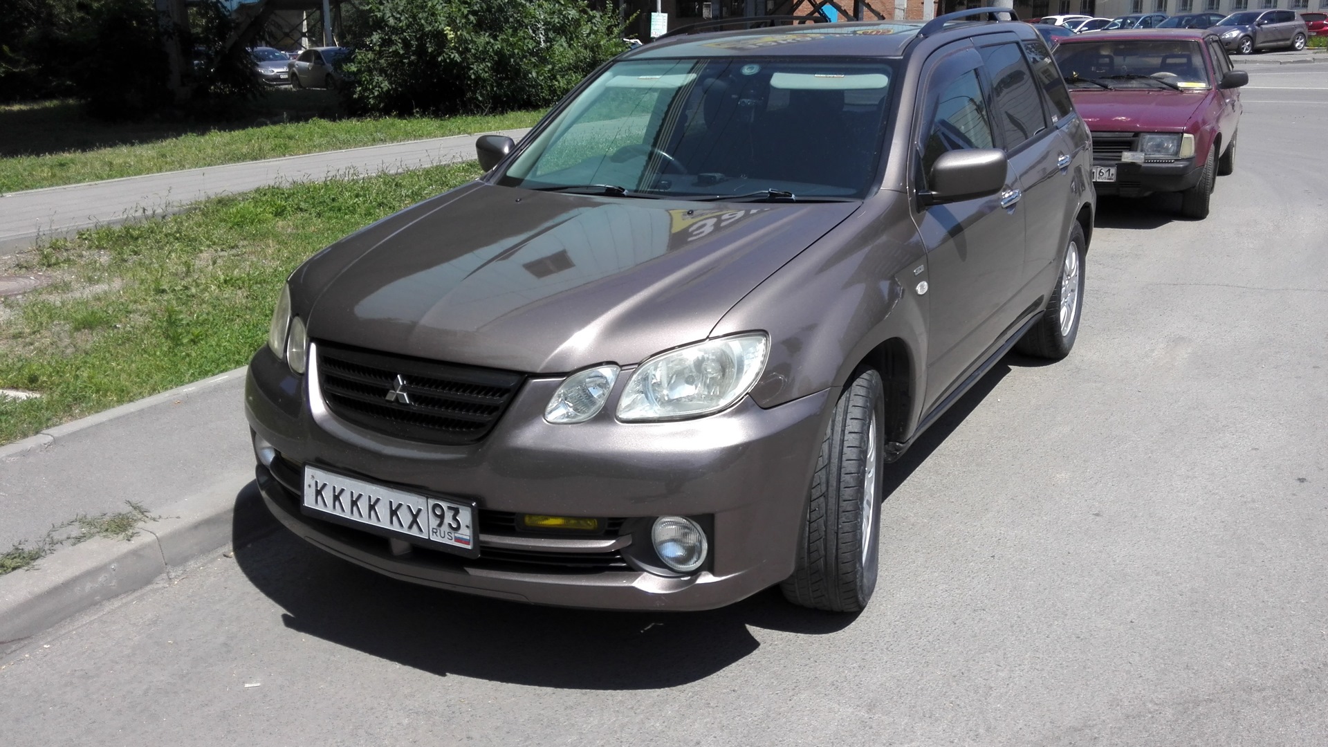 Mitsubishi airtrek 2.4. Митсубиси Аиртрек 2.4. Митсубиси Аиртрек 2001. Автомобиль Mitsubishi Airtrek, 2001. Митсубиси Аиртрек 2001 года.