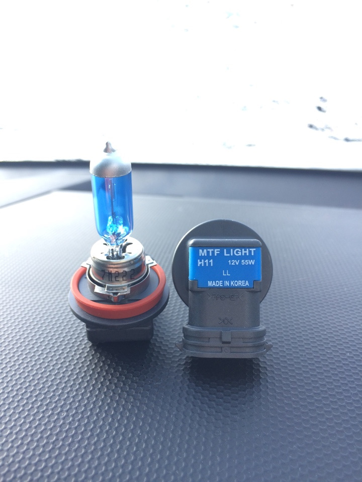 Mtf cyber h11. H7 mtf light cyber light 6000k. Светодиодные лампы mtf d3s cyber light 6000к. Светодиодные лампы h7 mtf-light cyber light 24v. Mtf vanadium h11.