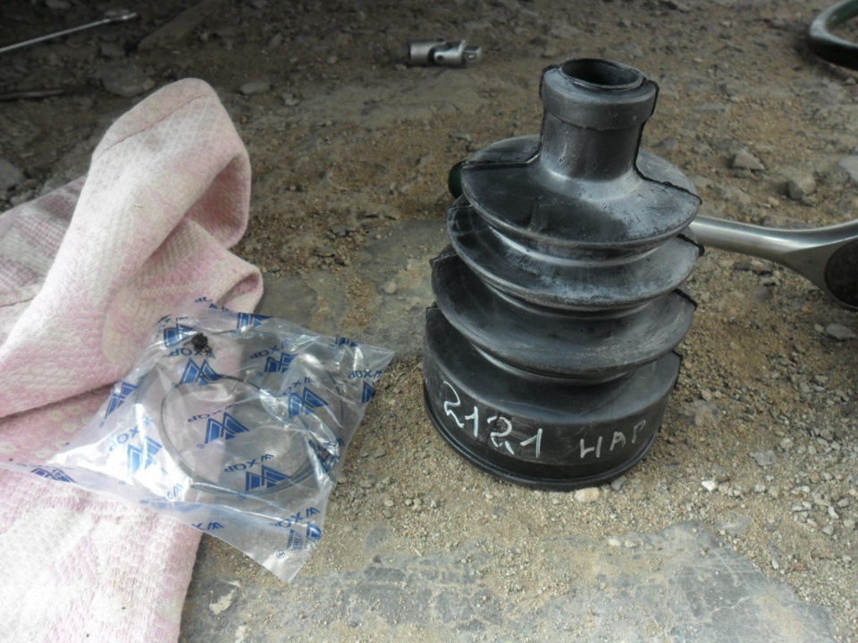 Пыльник на гранате … — Audi 80 (B4), 2 л., 1993 года | своими руками ...