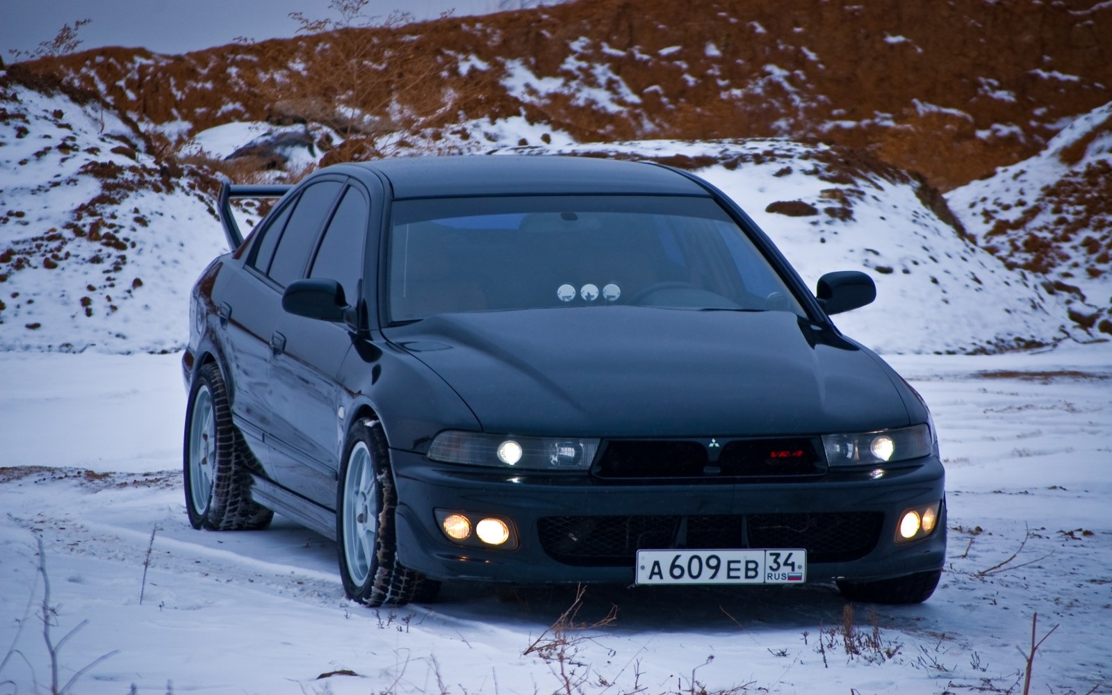 Митсубиси американец. Митсубиси Галант 8 черный. Mitsubishi Galant 8 Black. Mitsubishi Galant 8 акула. Митсубиси Галант 8 поколения черный.