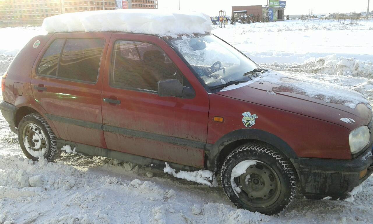 Маленький танчик🚜 и снегонападение… — Volkswagen Golf Mk3, 1,8 л, 1993  года | покатушки | DRIVE2