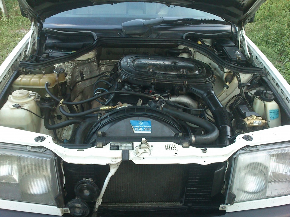 Наводим порядок под капотом) — Mercedes-Benz E-class (W124), 2 л., 1989 ...