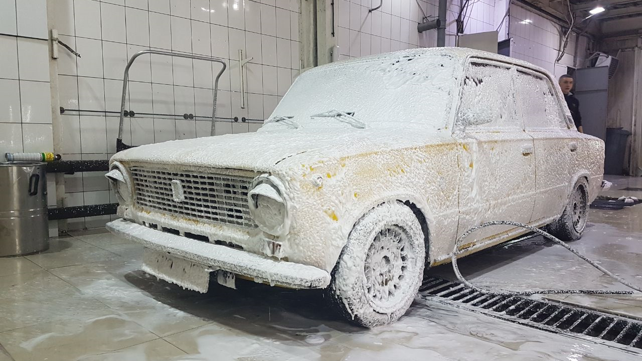 Lada 21011 1.6 бензиновый 1978 | KUKURUZA+2 машины внутри на DRIVE2