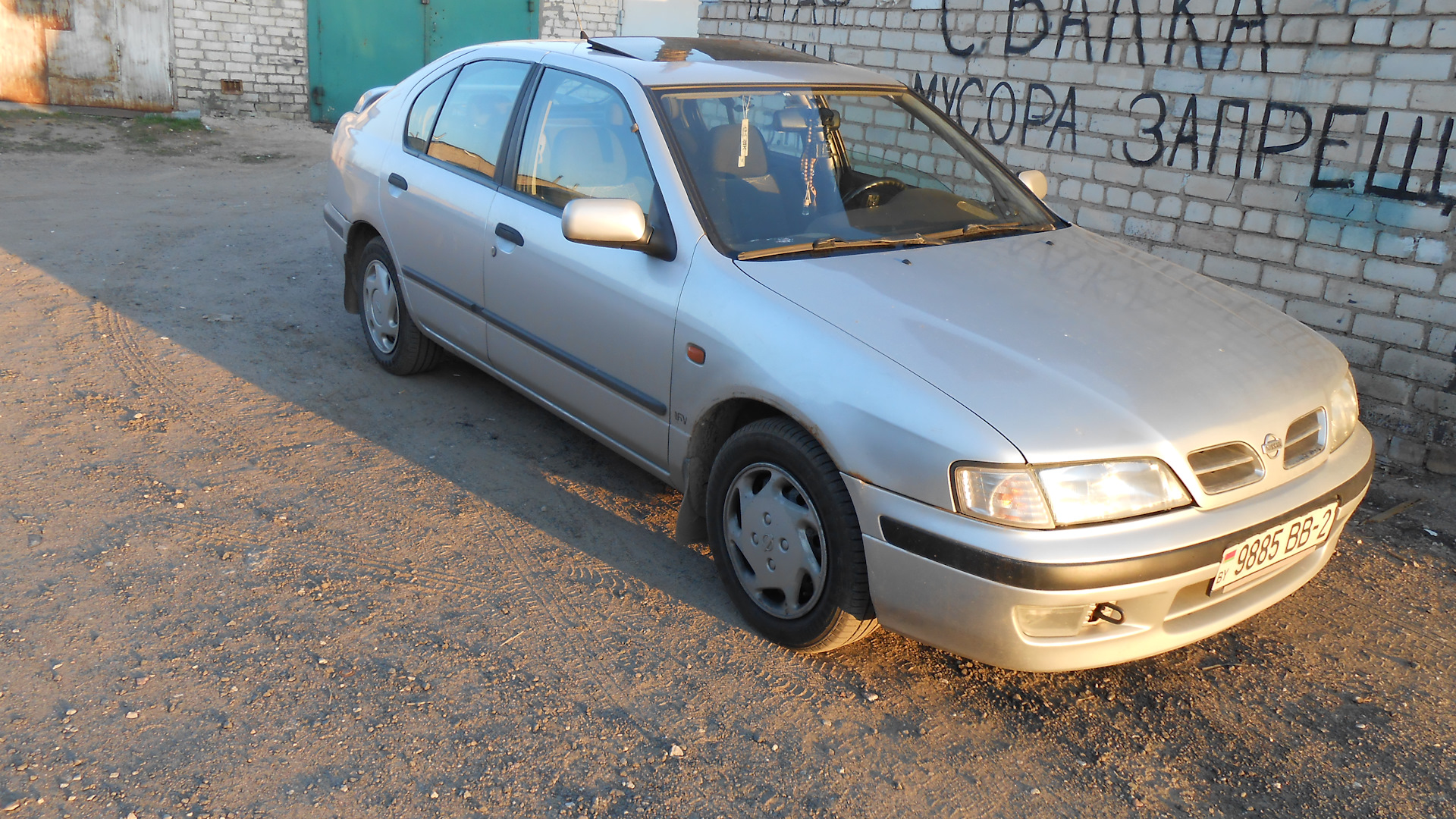 File:1997 Nissan Primera Si 1.6 Rear.jpg - Wikipedia