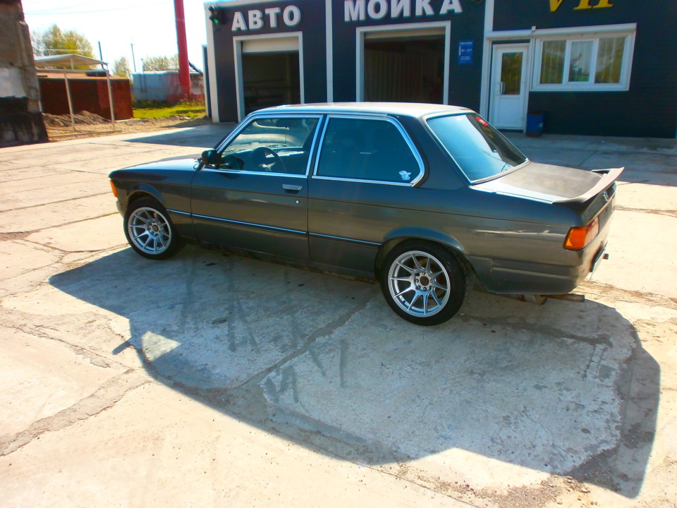 Фото в бортжурнале BMW 3 series (E21)
