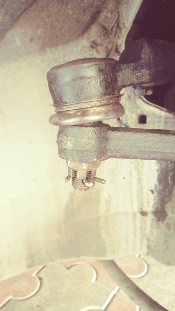 Замена пыльника тормозного цилиндра и пыльника рулегого наконечника ...