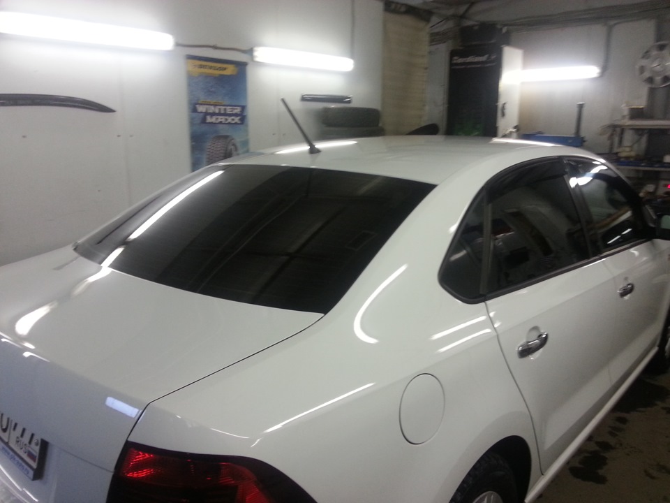 Тонировка, долой аквариум — Volkswagen Polo Sedan, 1,6 л, 2015 года ...