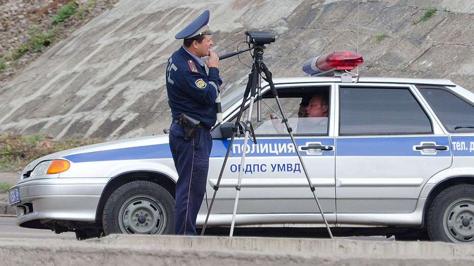 Умвд дпс. Полиция превысили скорость. Штраф для полиции за радар. Быстрота полиции. Машина ДПС Казахстан с радаром.