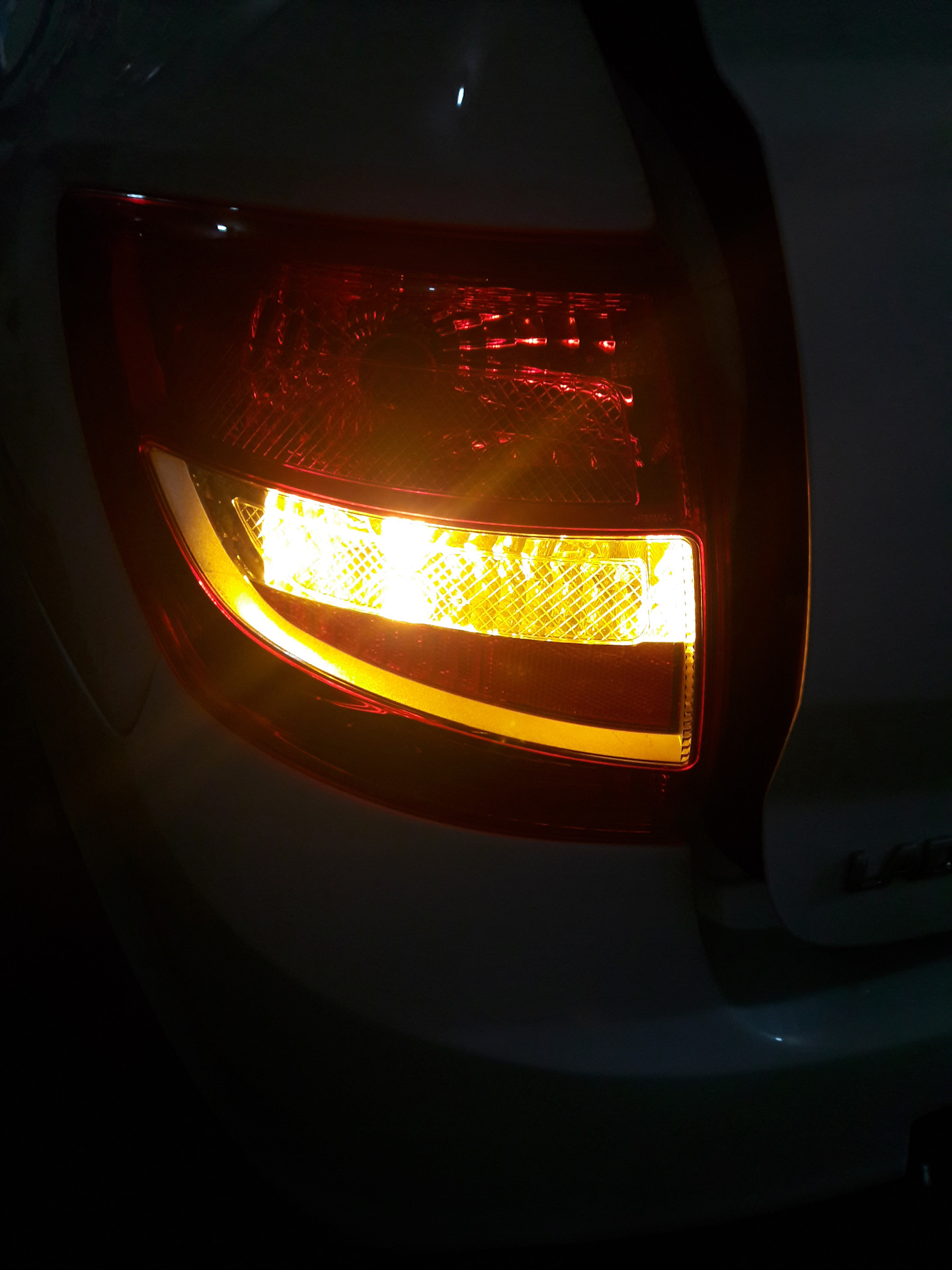 Исправление света заднего хода — Lada Granta Sport, 1,6 л, 2015 года ...