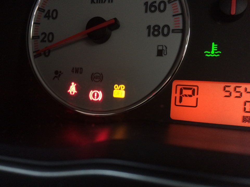 Фото в бортжурнале Nissan Note (1G)