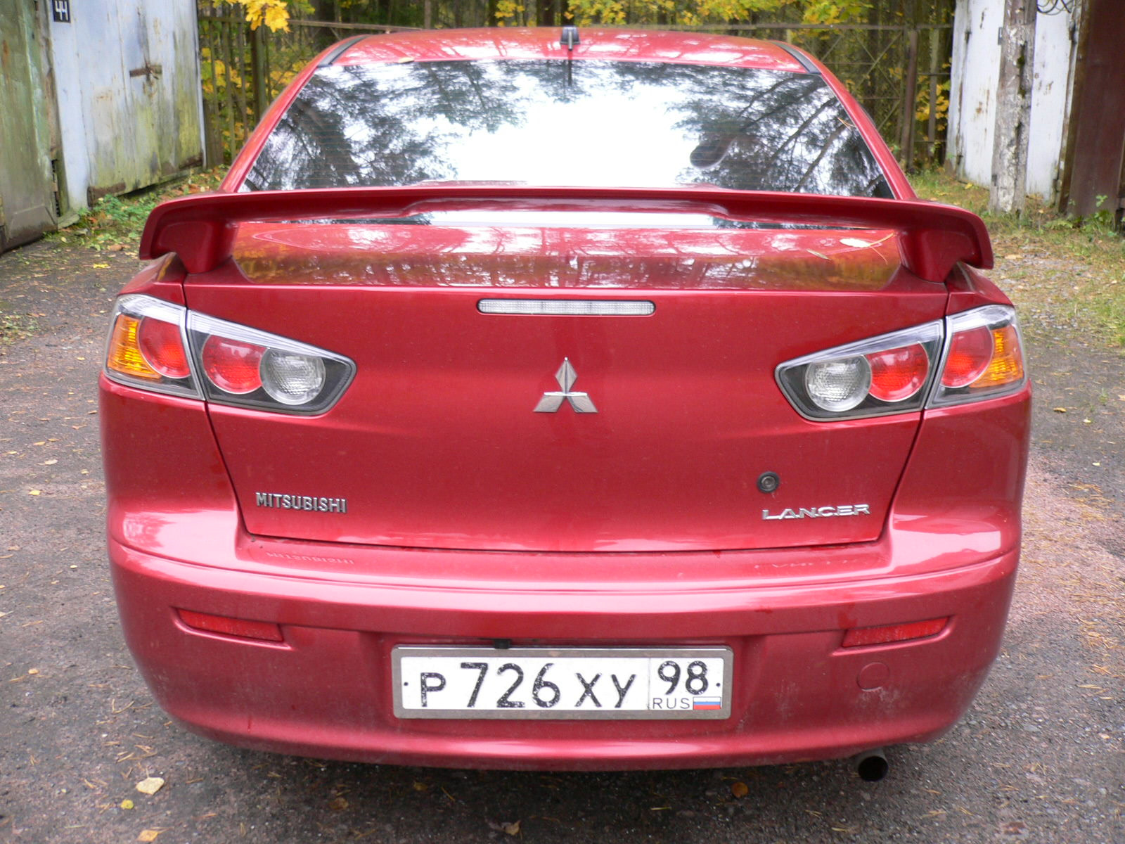 Лансер 10 замена. Лансер 10 сзади. Mitsubishi Lancer 10 сзади. Mitsubishi Lancer 10 2.0 зад. Задний ход Лансер 10.