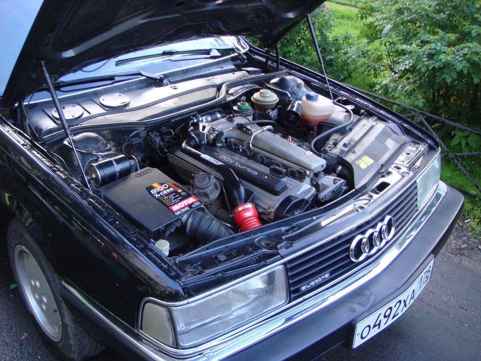 200 20. Ауди 200 20v. Ауди 200 1997г 2.4л мотор. Audi 200 44 мотор. Audi 200 v20 engine.