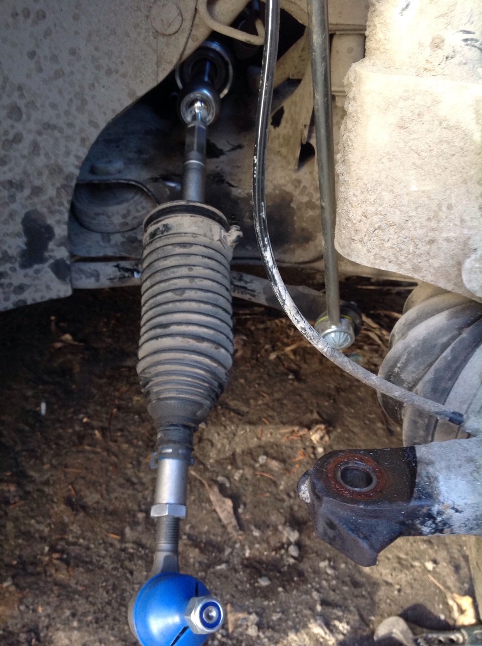 Замена рулевой тяги и рулевого наконечника — DRIVE2
