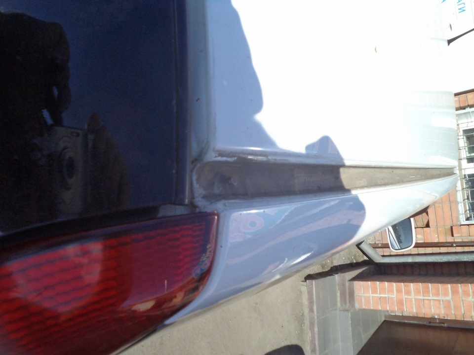 Как крепить спойлер? помогите — Honda HR-V (1G), 1,6 л, 2001 года ...