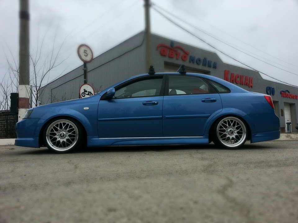 Chevrolet Lacetti stance