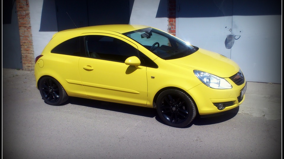 Opel Corsa Желтый позитив ;)