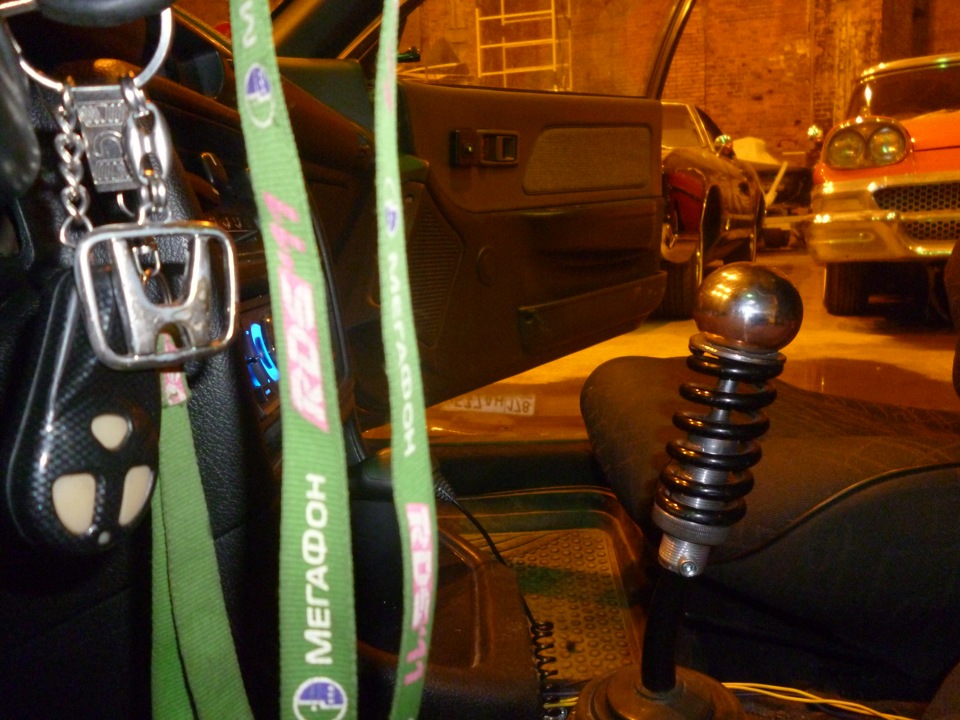 Салон, фотки кулисы и ручника — Honda Civic Hatchback (3G), 1,5 л, 1991