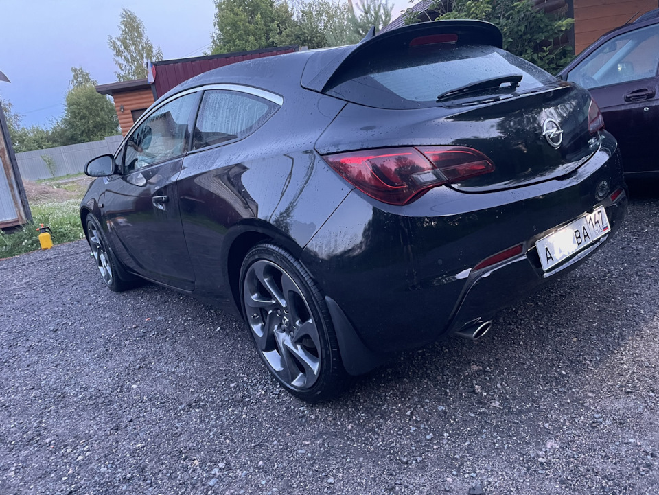 Задний бампер OPC line — Opel Astra J GTC, 1,4 л, 2012 года | кузовной ...