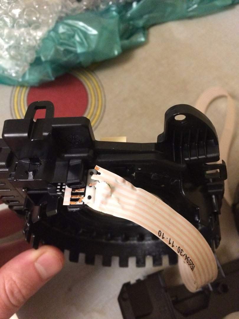 96605602xt. Подрулевой шлейф пежо боксер 3. Шлейф подрулевого пежо 307. Шлейф рулевой пежо 307. Шлейф подрулевого пежо 307.