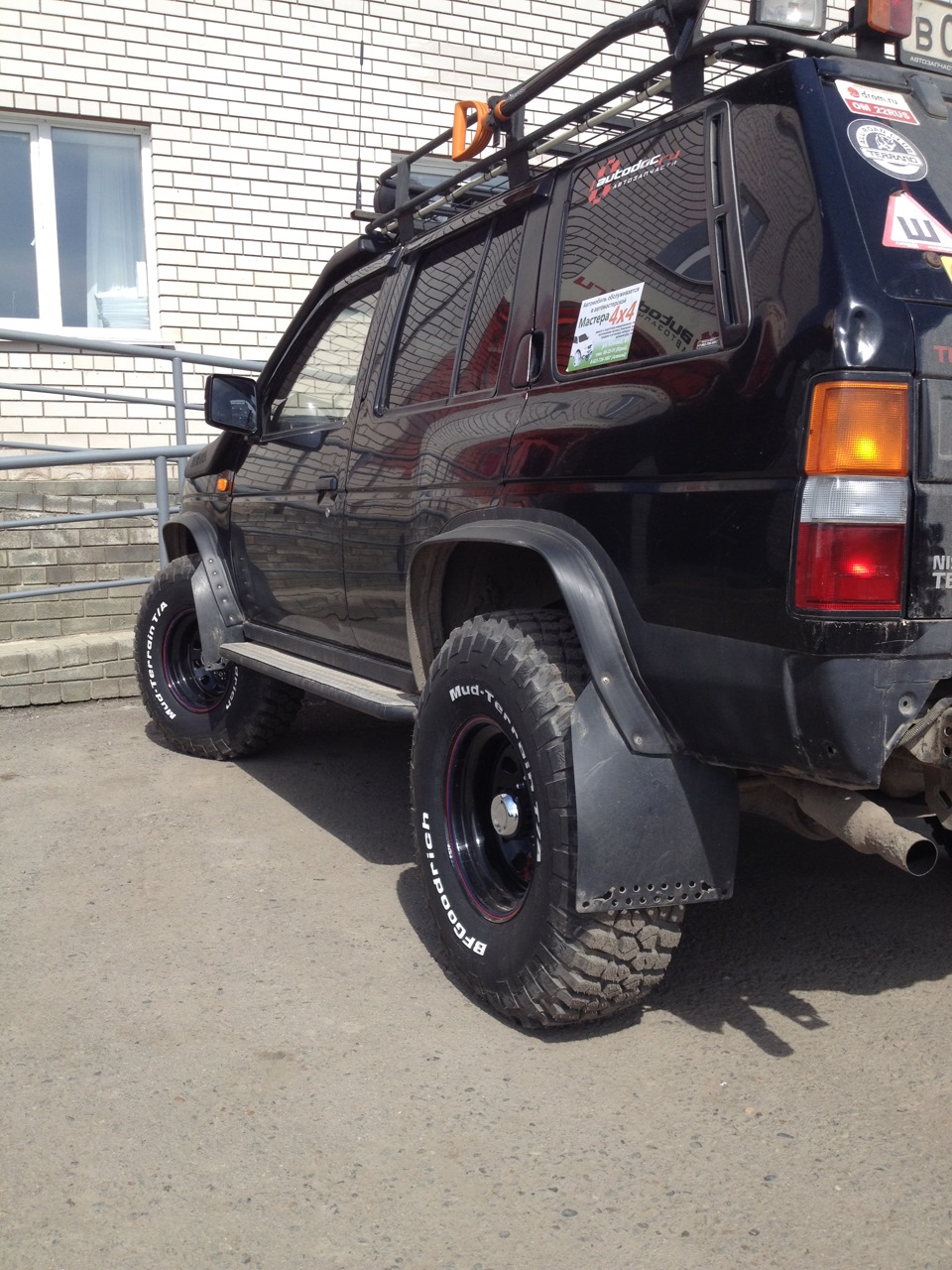Bfgmtkm2 33x10 5r15 nissan terrano i 3 2 1990 drive2
