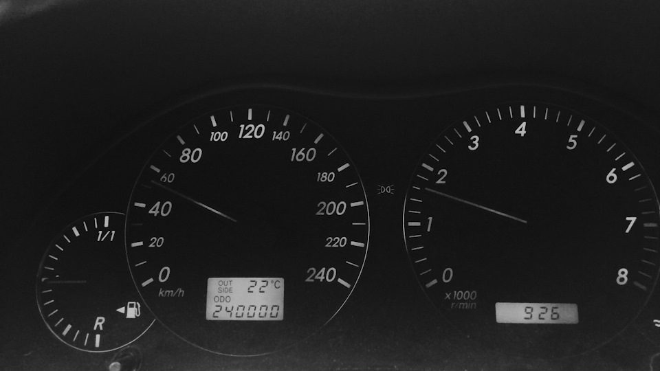 Не держит обороты после отключения АКБ — Toyota Avensis II, 2 л, 2005 ...