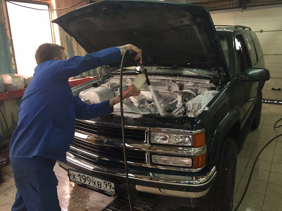 Фото в бортжурнале Chevrolet Tahoe (GMT400)