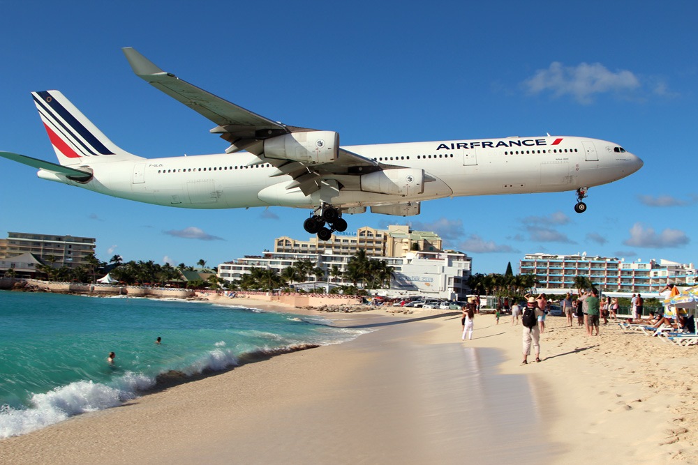 Пляж Maho Beach