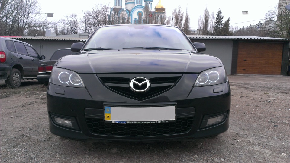 При ярком свете — Mazda 3 (1G) BK