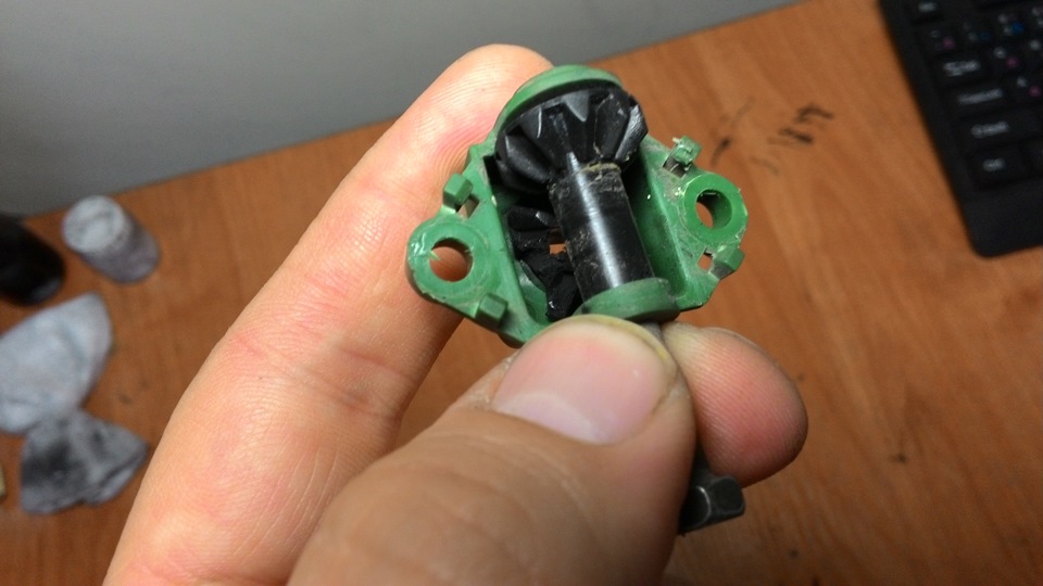 Регулировка света фар — Mazda 626 IV (GE), 2 л, 1992 года | визит на ...