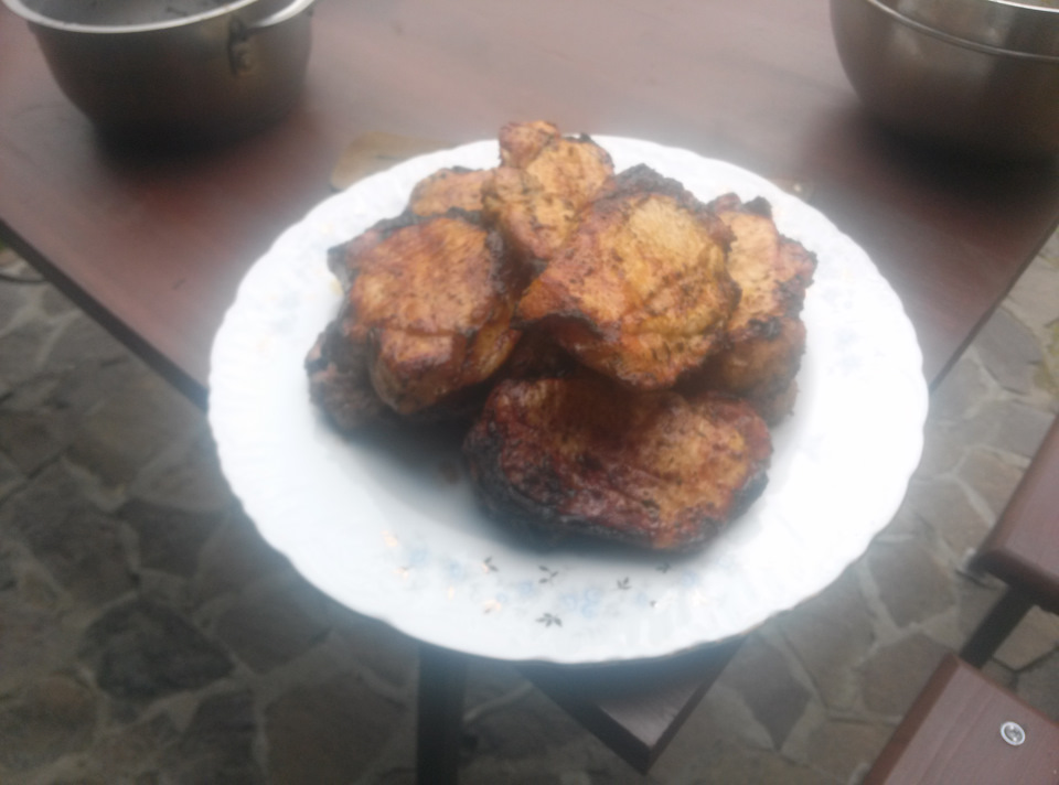 мясо большим куском на углях. Смотреть фото мясо большим куском на углях. Смотреть картинку мясо большим куском на углях. Картинка про мясо большим куском на углях. Фото мясо большим куском на углях