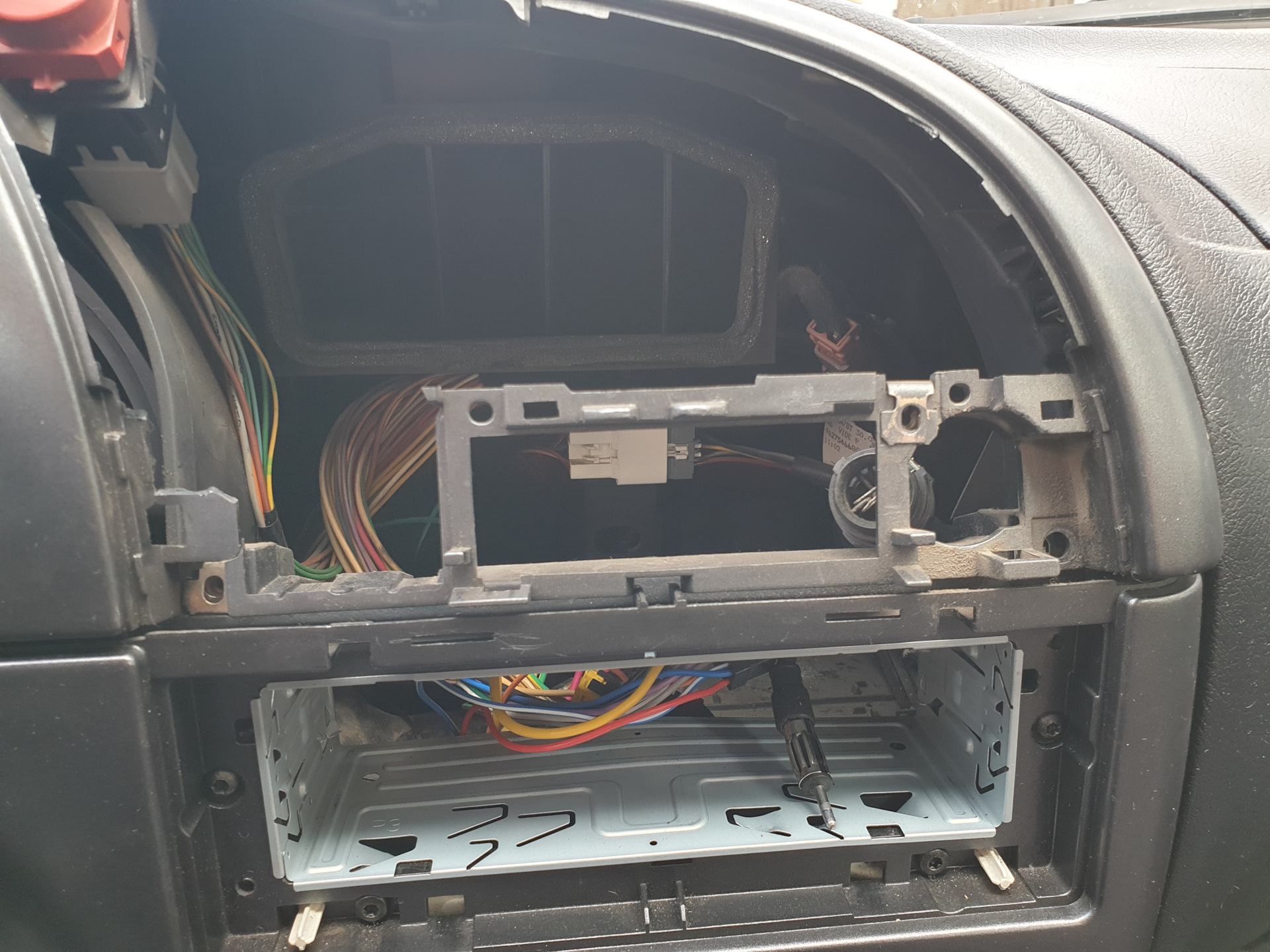 Панель стеклоподъемников ситроен ксара n1 боль и унижение. Решение ...