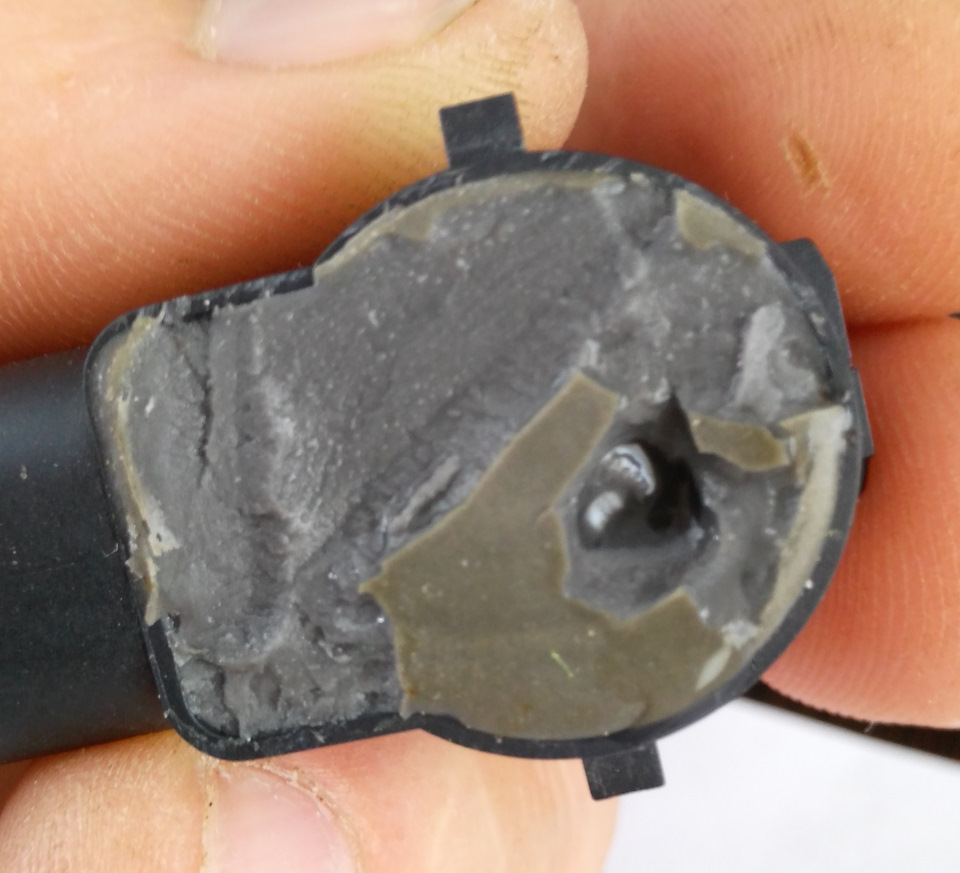 Вот такая капелька… а потом еще несколько. — Haval H6 (1G)