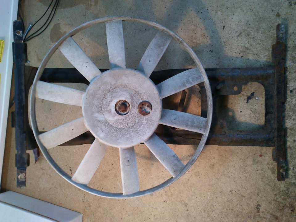 Вентилятор радиатора — Renault 19, 1,7 л, 1991 года | своими руками ...