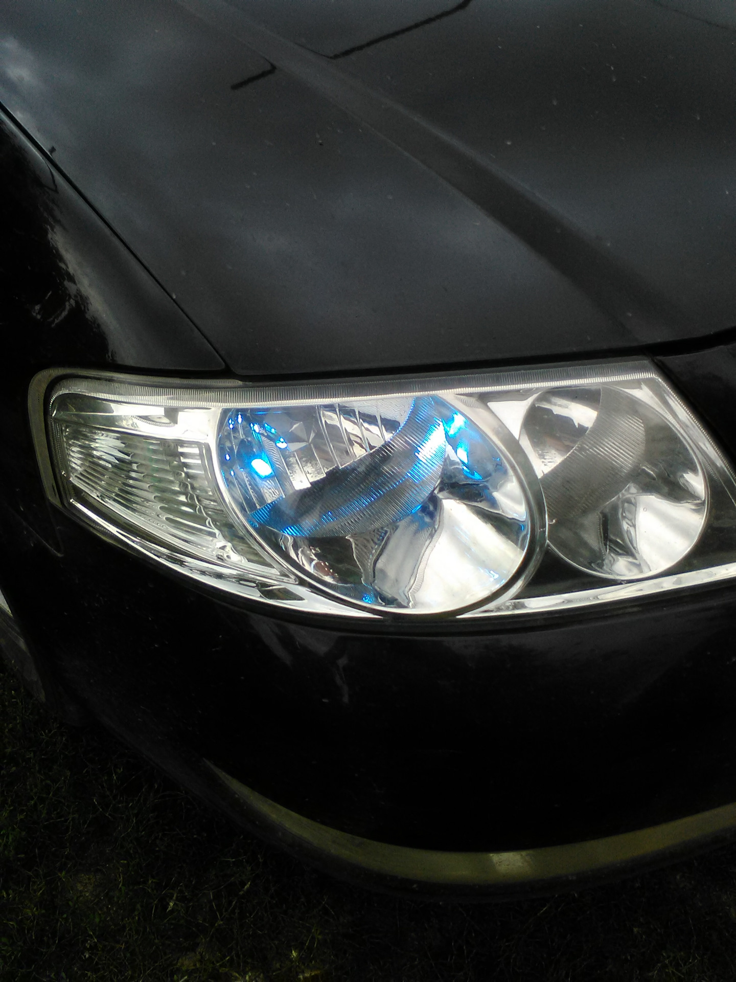 китайские габариты, и пофиг что синие … — Nissan Almera Classic (B10 ...