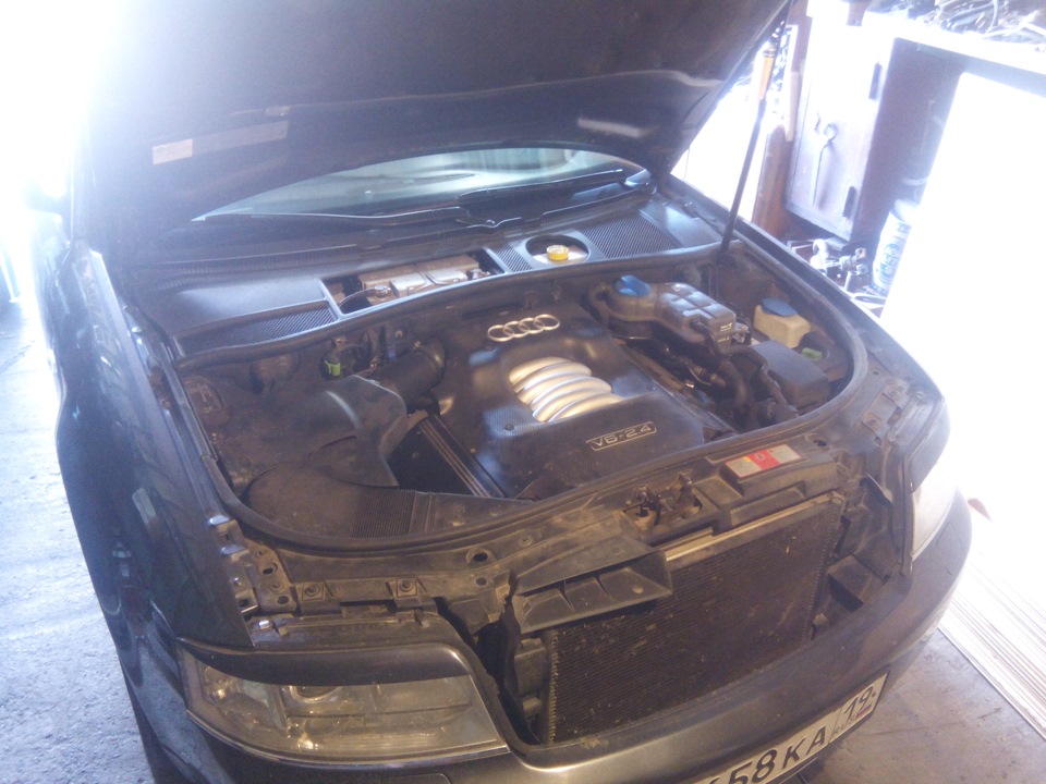 замена прокладки под крышкой клапанов — Audi A6 (C5), 2,4 л, 2003 года ...